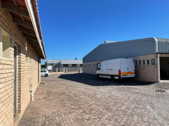 To Let commercial Property for Rent in Walmer Eastern Cape